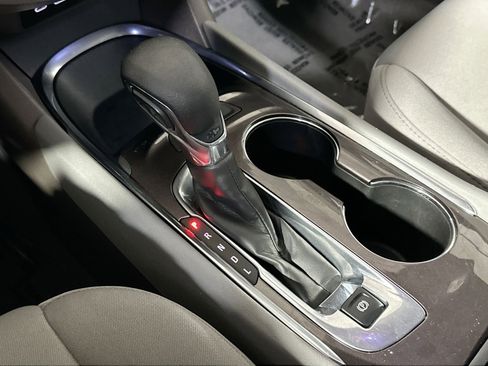 Used 2022 Chevrolet Malibu LT image 29