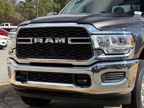 Used 2021 RAM 3500 Tradesman image 10