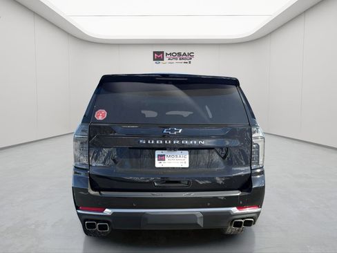 Used 2026 Chevrolet Suburban High Country w/ Sun And Tow Package AWD/4WD image 4