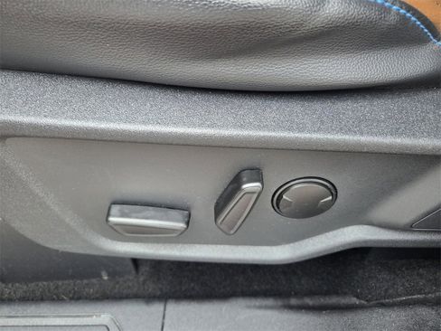 Used 2024 Ford Bronco Outer Banks image 6