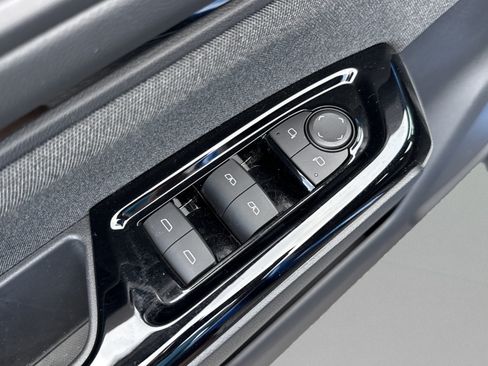 Used 2024 Honda Prologue EX image 22