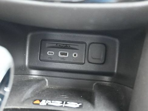Used 2022 Chevrolet Equinox Premier FWD image 25