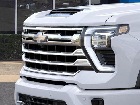 New 2026 Chevrolet Silverado 3500 High Country w/ Technology Package AWD/4WD image 13