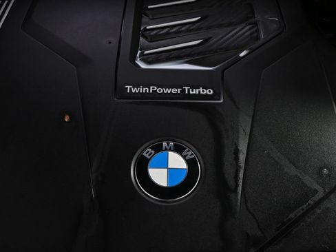 Used 2022 BMW X6 xDrive40i w/ M Sport Package AWD/4WD image 24