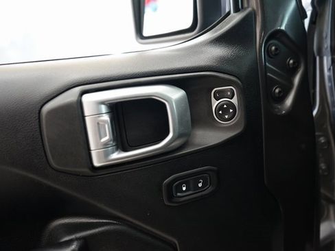 Used 2019 Jeep Wrangler Unlimited Sport S image 24