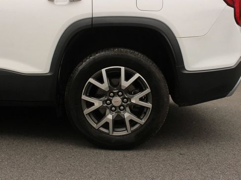 Used 2020 GMC Acadia SLE w/ Driver Convenience Package FWD image 10