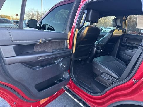 Used 2020 Ford Expedition Limited w/ Equipment Group 301A image 16
