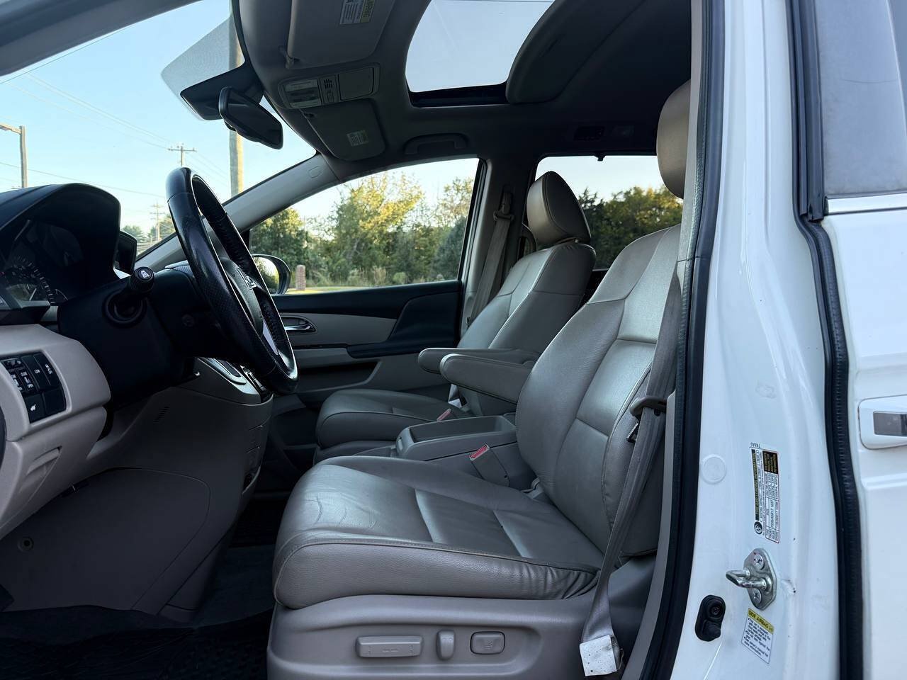 Used 2016 Honda Odyssey EX-L image 11