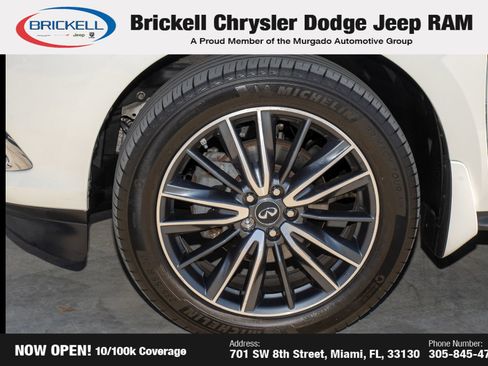 Used 2017 INFINITI QX60 Base w/ Deluxe Technology Package image 42