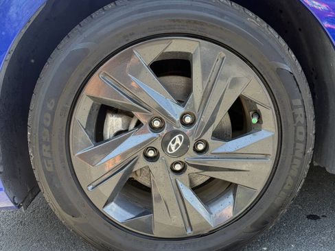 Used 2022 Hyundai Elantra SEL w/ Cargo Package FWD image 10