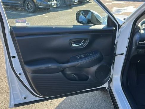 Certified 2023 Honda HR-V EX-L image 8