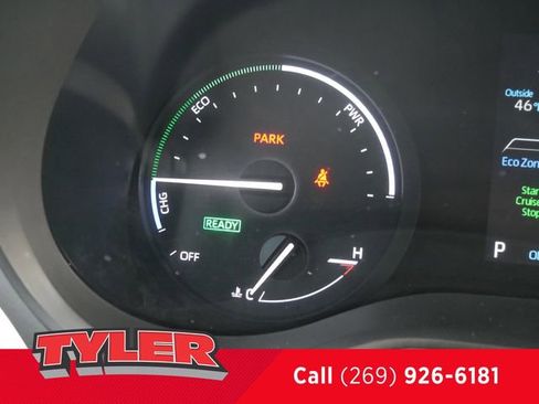 Used 2024 Toyota Sienna XLE image 47