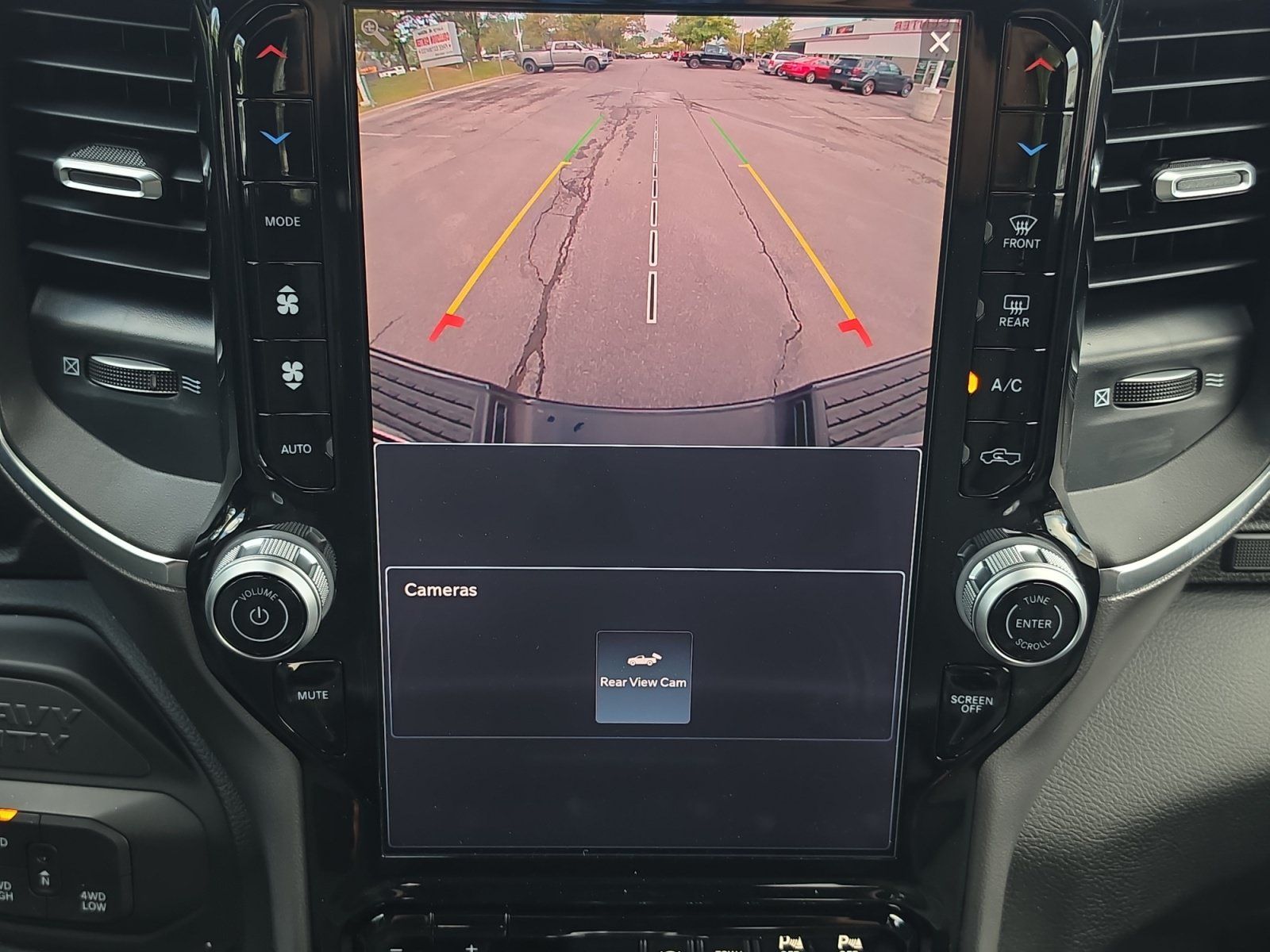 New 2026 RAM 3500 Big Horn AWD/4WD image 19