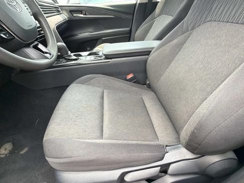 Used 2025 Toyota Camry LE FWD image 18