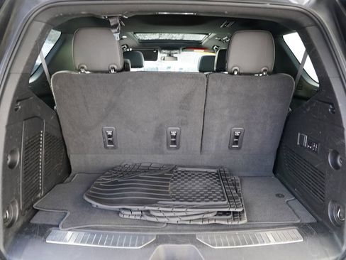 Used 2022 Chevrolet Tahoe Z71 w/ Off-Road Capability Package image 29