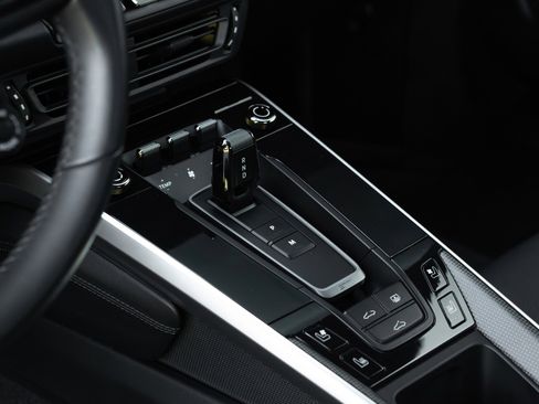 Used 2022 Porsche 911 Turbo S image 36