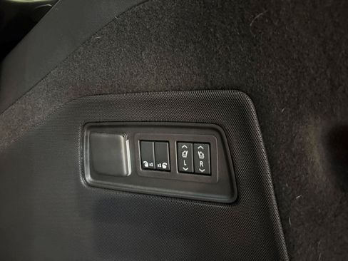 Used 2026 Cadillac Escalade V w/ LPO, ONYX Package AWD/4WD image 40