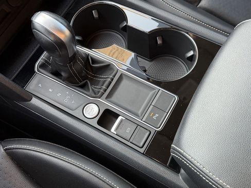 Used 2022 Volkswagen Atlas SE image 10