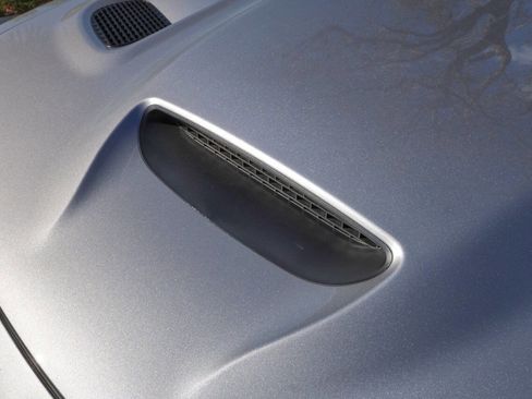 Used 2015 Dodge Challenger SRT Hellcat image 39