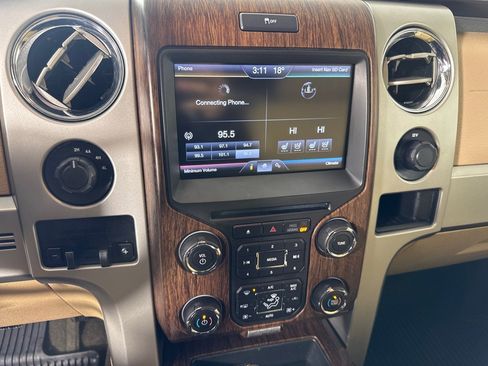 Used 2014 Ford F150 Lariat w/ Equipment Group 502A Luxury image 17