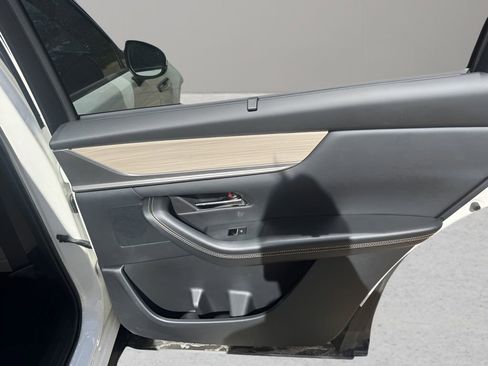 Used 2024 MAZDA CX-90 Plug-In Hybrid w/ Preferred image 20