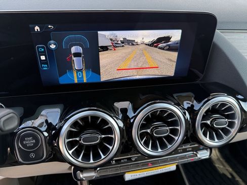 New 2026 Mercedes-Benz GLA 250 GLA 250 image 17