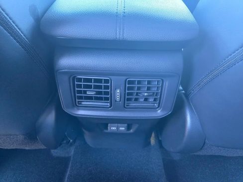 Used 2023 Toyota RAV4 XSE AWD/4WD image 10