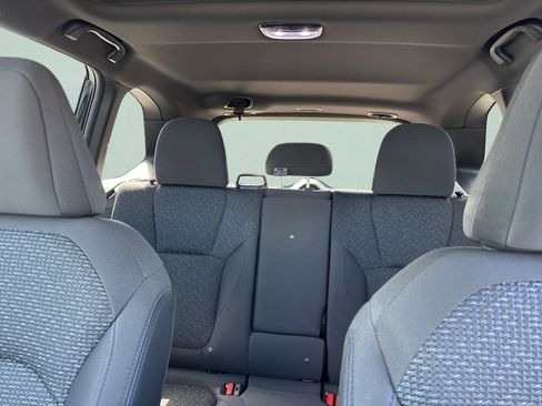 Used 2025 Subaru Forester Premium AWD/4WD image 19