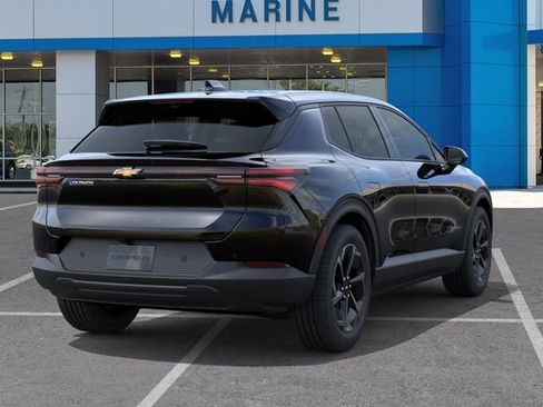 New 2026 Chevrolet Equinox EV LT image 4