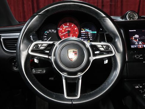 Used 2018 Porsche Macan GTS AWD/4WD image 17