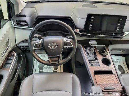 Certified 2024 Toyota Sienna XLE AWD/4WD image 13