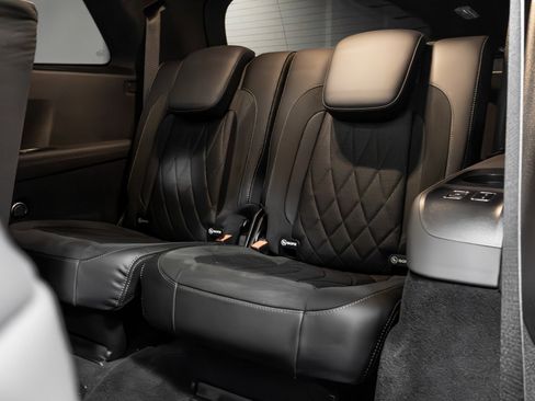 Used 2022 Mercedes-Benz GLS 63 AMG 4MATIC image 37