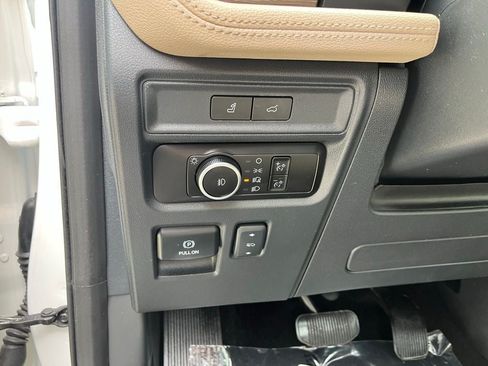 Used 2023 Ford Expedition Max Limited AWD/4WD image 42