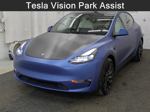 Used 2022 Tesla Model Y Performance image 1