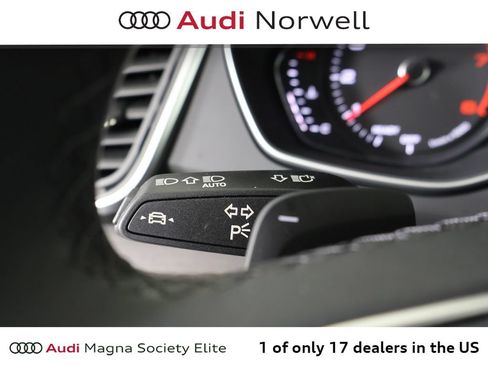 Used 2023 Audi Q5 2.0T Premium w/ Convenience Package AWD/4WD image 28