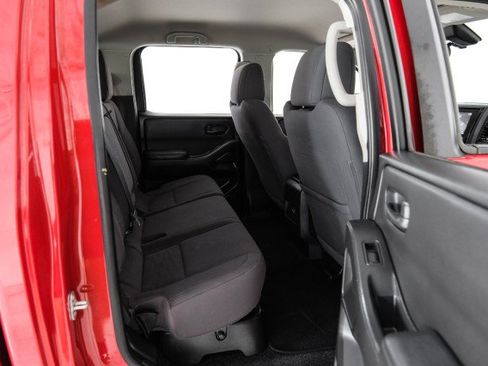 Used 2022 Nissan Frontier S w/ Technology Package AWD/4WD image 34