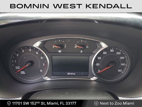 Used 2023 Chevrolet Traverse RS image 30