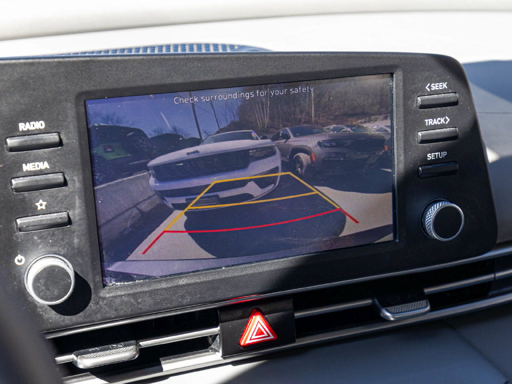 Used 2023 Hyundai Elantra SEL w/ Cargo Package FWD image 19