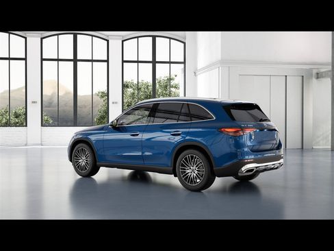 Certified 2026 Mercedes-Benz GLC 300 4MATIC image 25
