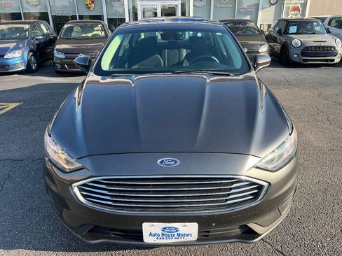 Used 2020 Ford Fusion SE FWD image 5