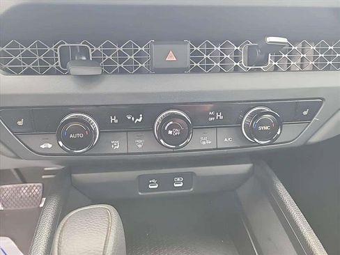 Used 2025 Honda Accord SE image 13