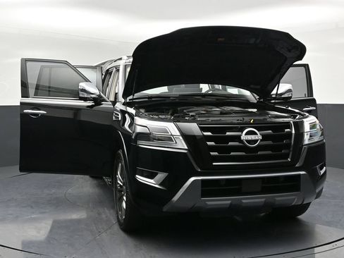 Used 2024 Nissan Armada Platinum w/ Captain's Chairs Package image 37