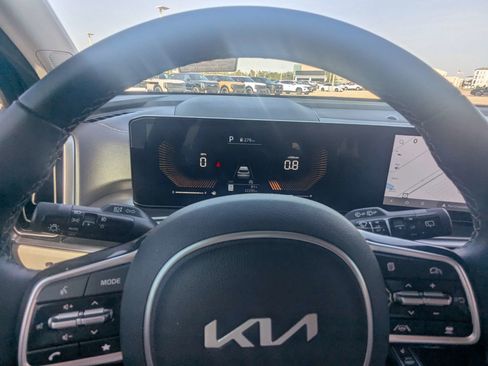Certified 2024 Kia Sorento EX FWD image 38
