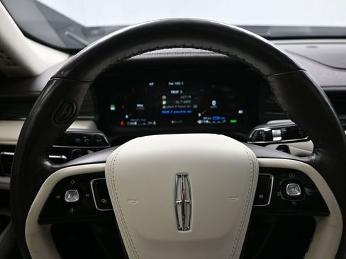 Used 2022 Lincoln Aviator Black Label Grand Touring w/ Class IV Trailer Tow Package image 15