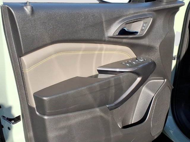 Used 2026 Chevrolet Trax ACTIV w/ Sunroof Package FWD image 15