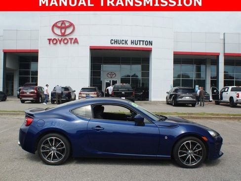 Used 2017 Toyota 86 RWD image 1