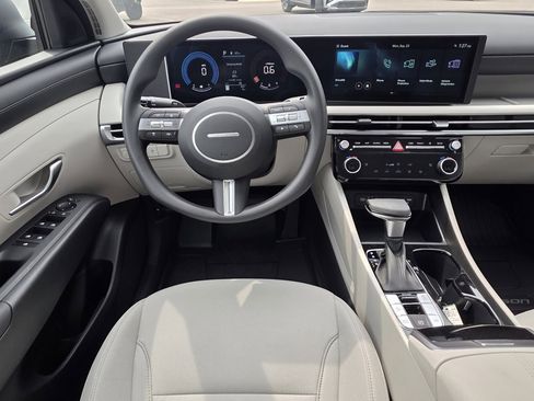 New 2026 Hyundai Tucson SEL image 18