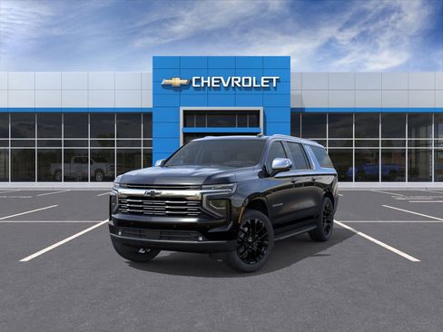New 2026 Chevrolet Suburban Premier image 8