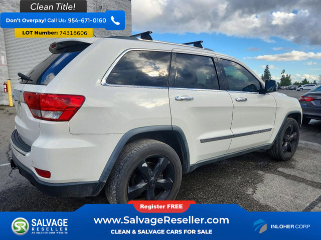 Used 2012 Jeep Grand Cherokee Overland AWD/4WD image 4