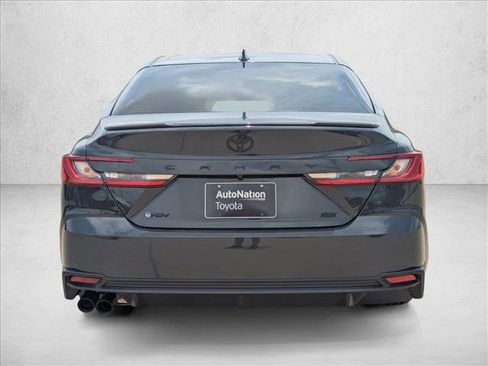 Certified 2025 Toyota Camry SE image 9